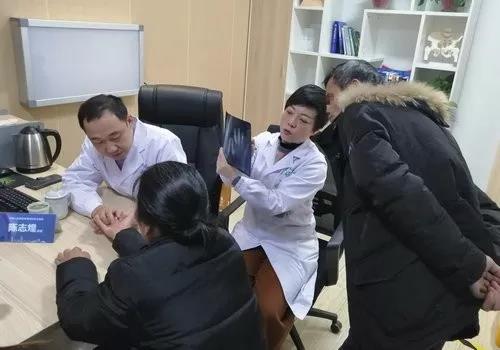 豫广专家联合会诊季丨微创针刀镜“精准诊治痛风风湿”公益救助专项诊疗成果丰硕 豫广专家联合会诊季丨微创针刀镜“精准诊治痛风风湿”公益救助专项诊疗成果丰硕