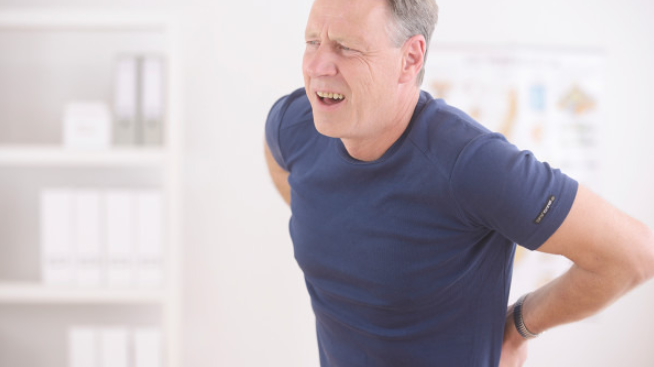 郑州强直脊柱炎著名专家：静止期强直性脊柱炎有什么症状？